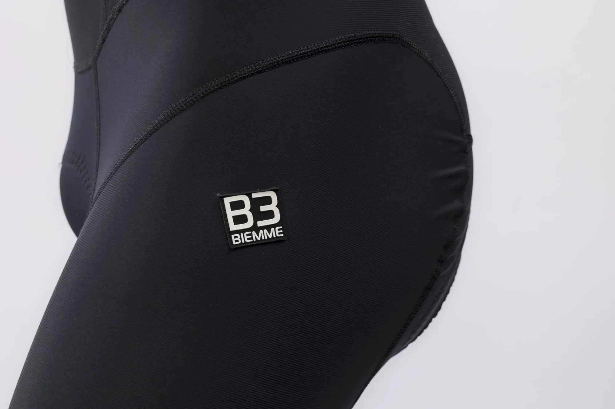 SUPER LIGHT SPECIAL EDITION SHORTS